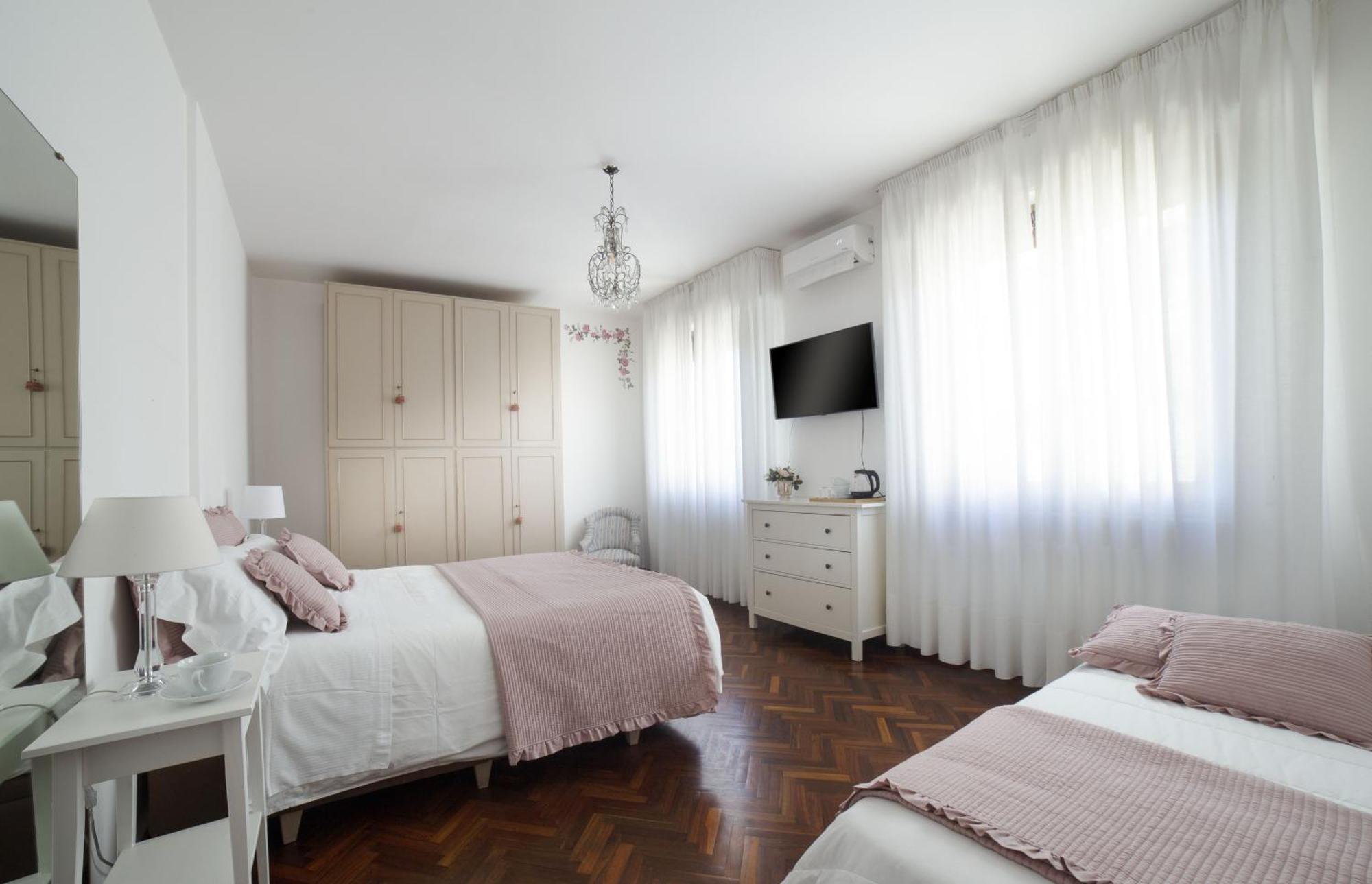 Casa Di Anna Leilighet Pesaro Eksteriør bilde